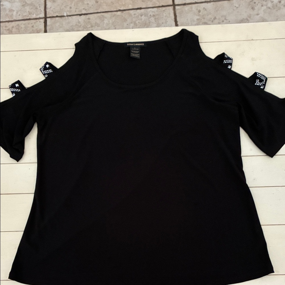 Susan Lawrence short open sleeve top, also known as cold shoulder .Size L.#3430